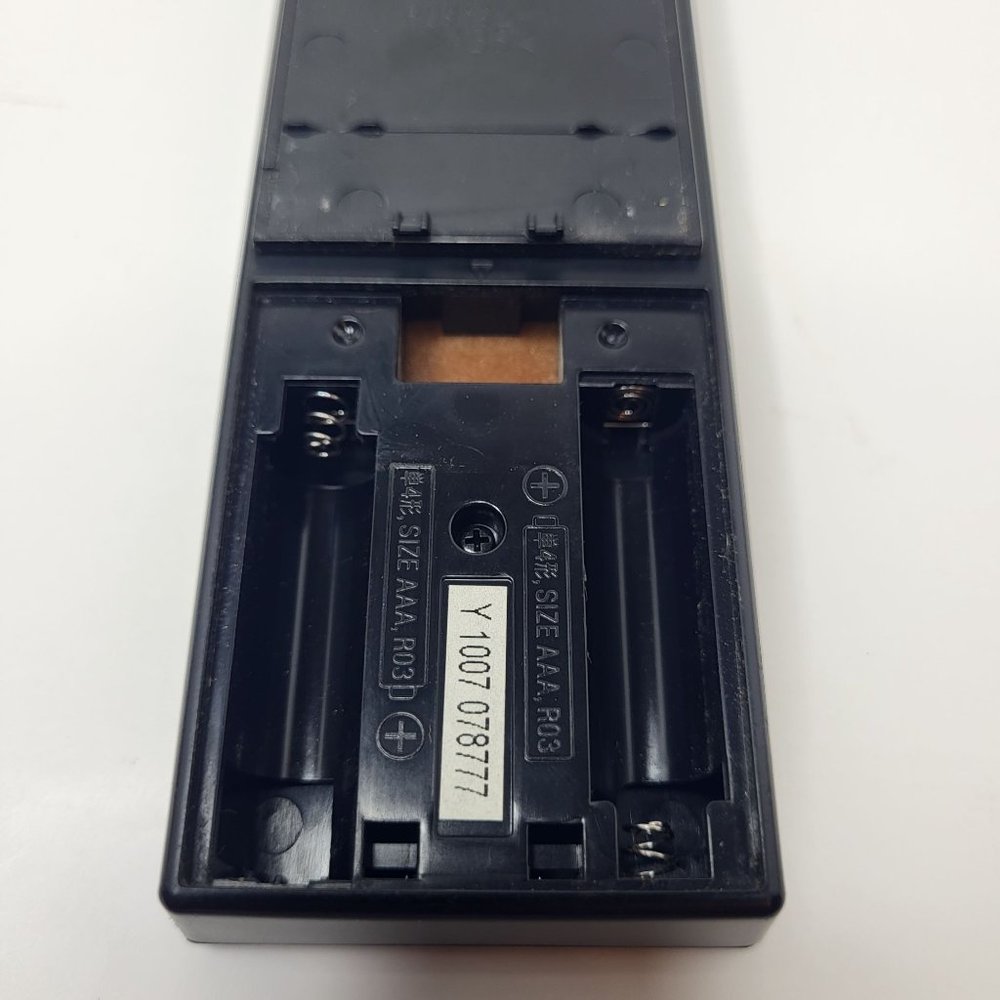 OEM Sony Bravia TV RM-YD033 RM-YD034 RM-YD035 RM-YD040 RM-YD059 RM-YD046 Remote - Picture 12 of 13